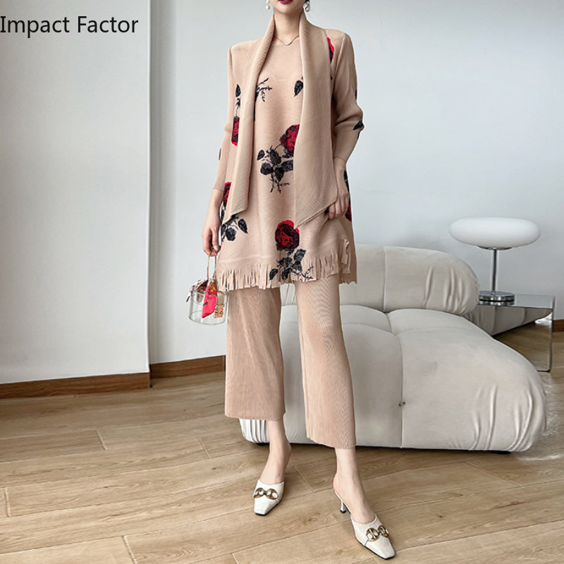 Spring 2024 Women's New Three  - Women'S Fashion Show 2022 review and price