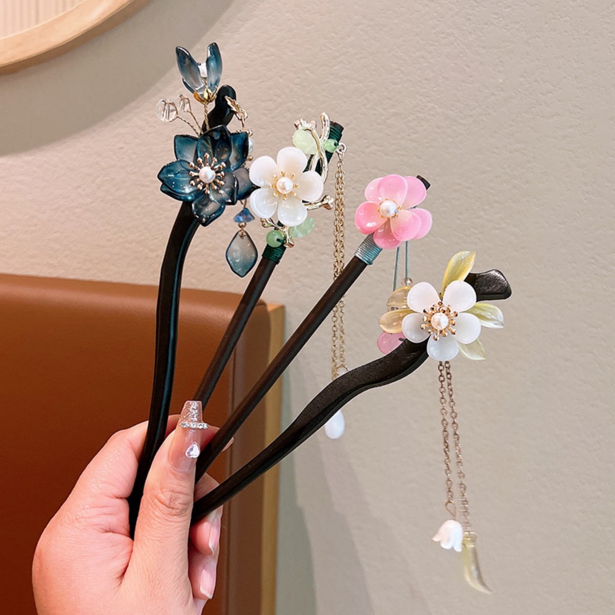 Exquisite Flower Tassel Wooden - Women Fashion Hair Style review and price