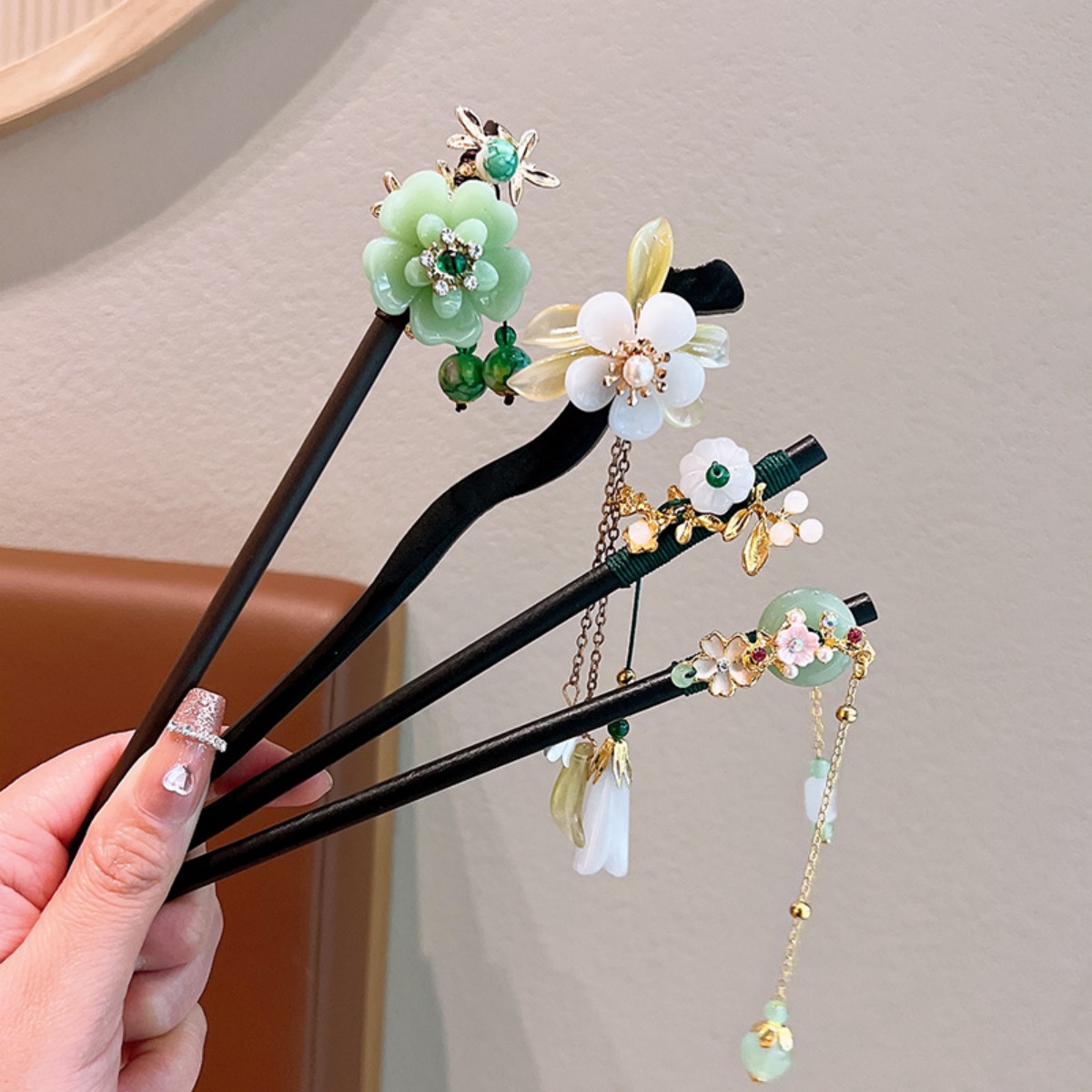 Exquisite Flower Tassel Wooden - Women Fashion Hair Style review and price